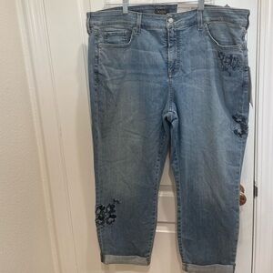 NWT NYDJ Embroidered Designer Jeans. Size 20